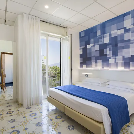 La Meridiana Hotel 4*