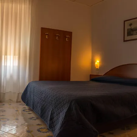 Отель La Meridiana 4*
