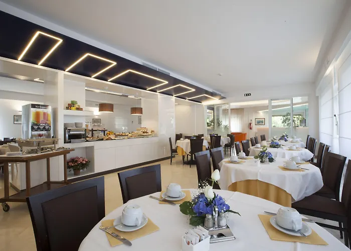 La Meridiana Hotel 4*